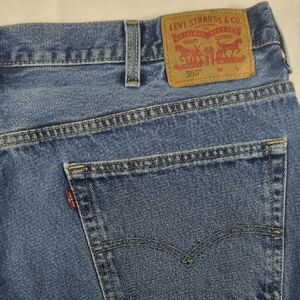 Levi's 550 Tapered Relaxed‎ Fit Medium Wash Mens Jeans Size 44